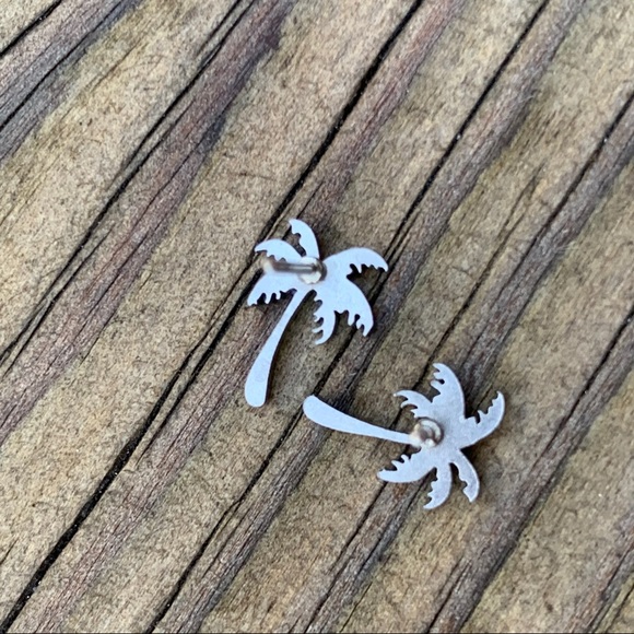 Gold Palm TreeCalifornia Stainless Steel Earrings With Gift Bag - Picture 5 of 6